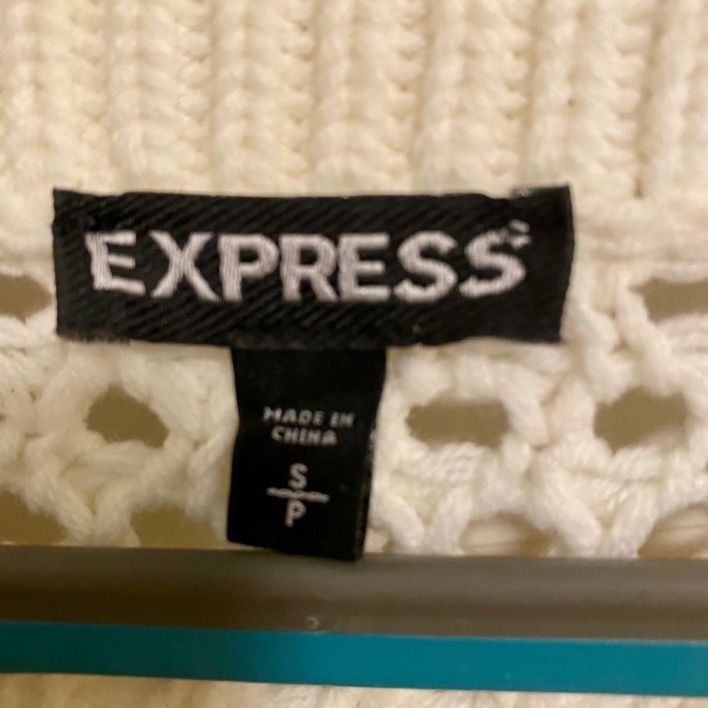 Sweater - Picture 3 of 4